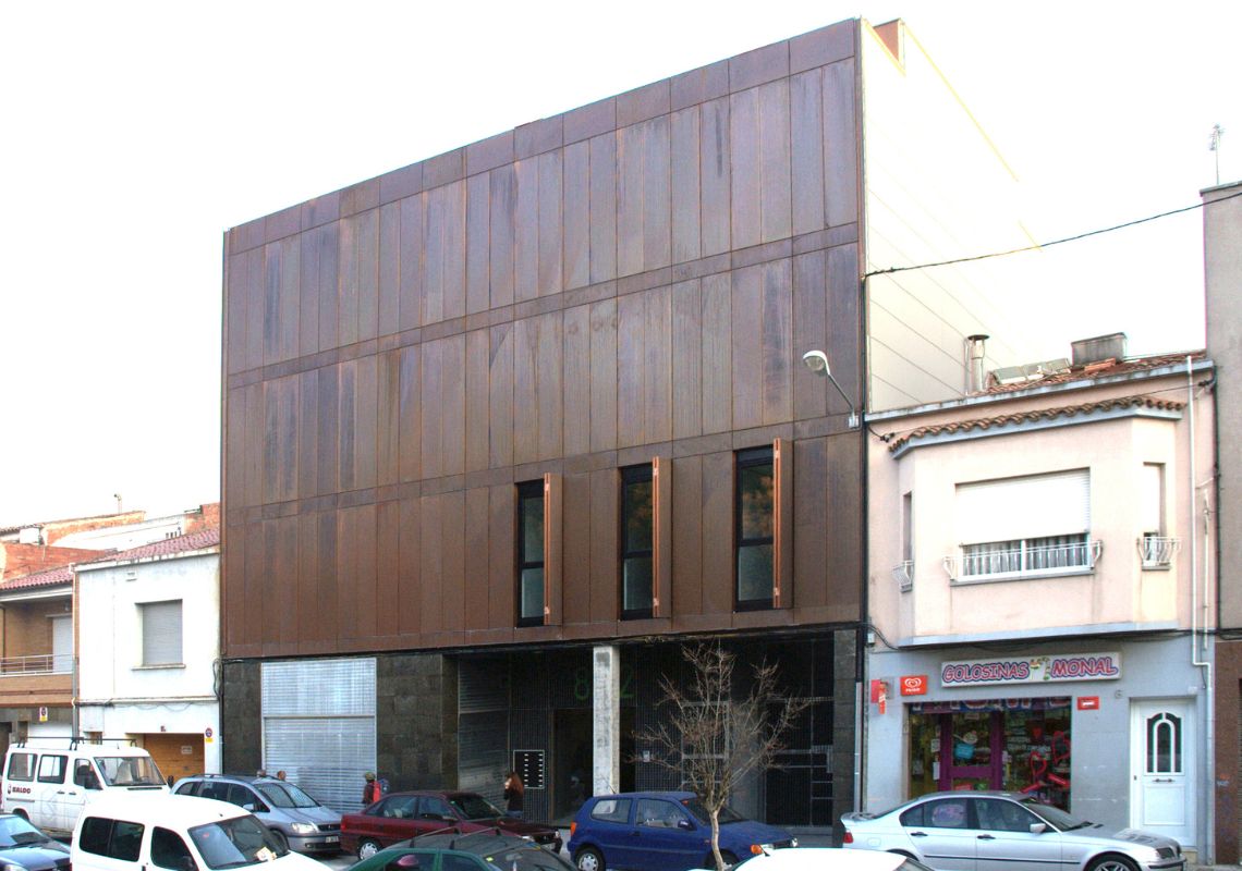 Edificio plurifamiliar Anglada de 12 de viviendas
